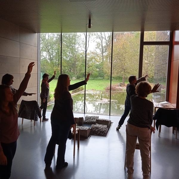 Achtsamer Wochenbeginn / Michaela Stauder
